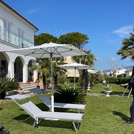 Villa Mirella Нумана Екстериор снимка