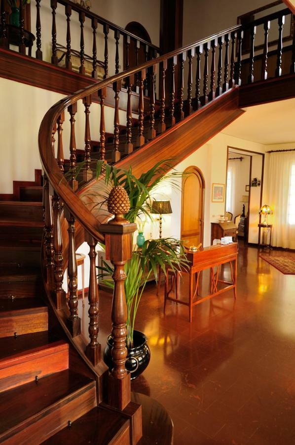 Villa Mirella Нумана Екстериор снимка